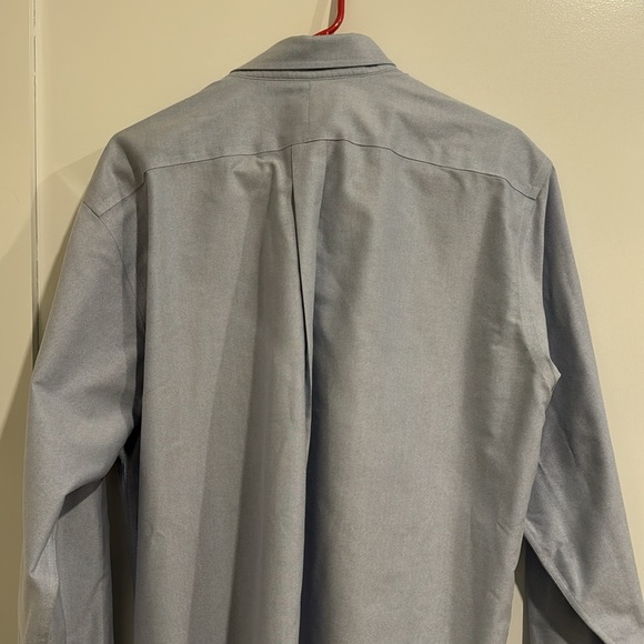 L.L. Bean Men’s Dress Button Down Shirt - Light Blue - Wrinkle Free Material - Picture 3 of 5